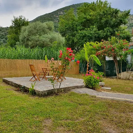Aparthotel Aristotelis *