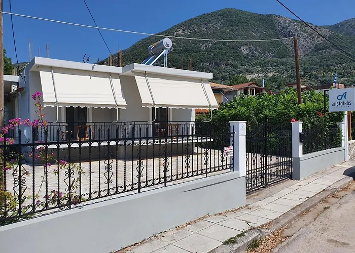 Aristotelis 3*