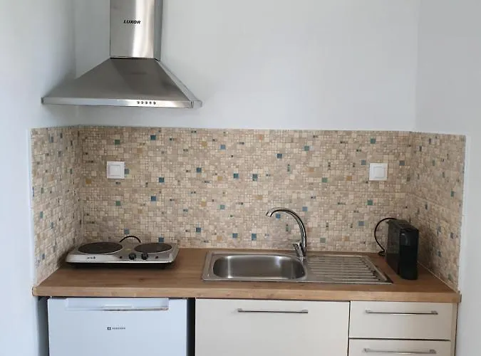 Aristotelis Aparthotel 3*